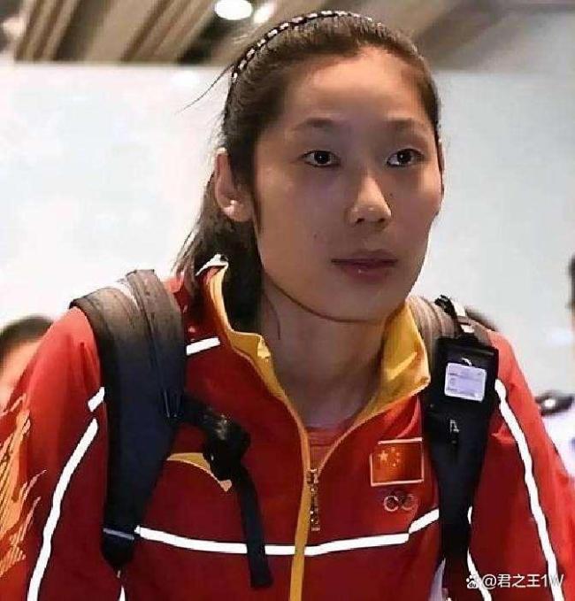 中国女排成绩波动的原因是什么 新老交替阵痛期
