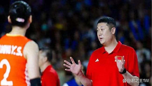 中国女排成绩波动的原因是什么 新老交替阵痛期